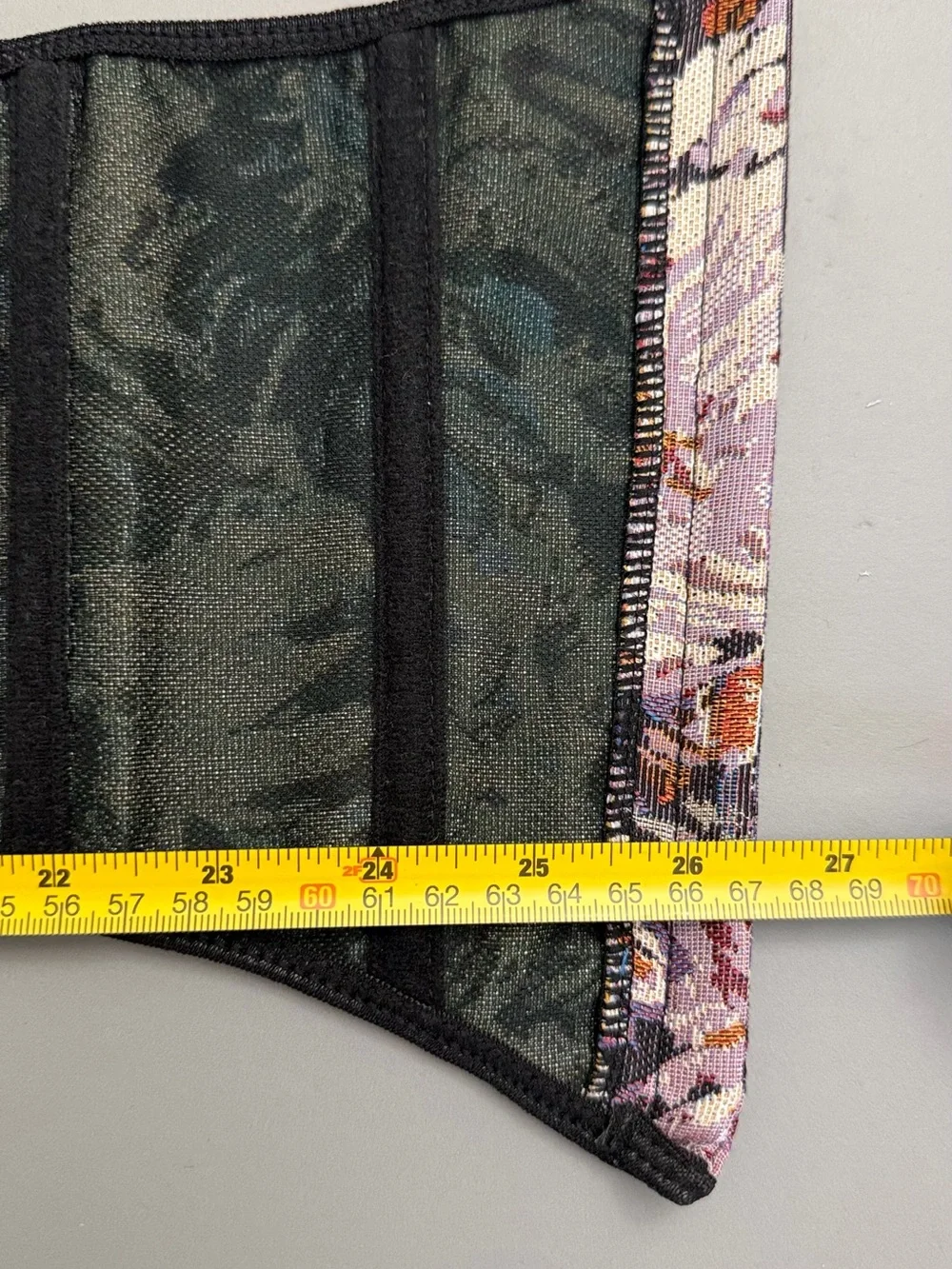N/A statement floral